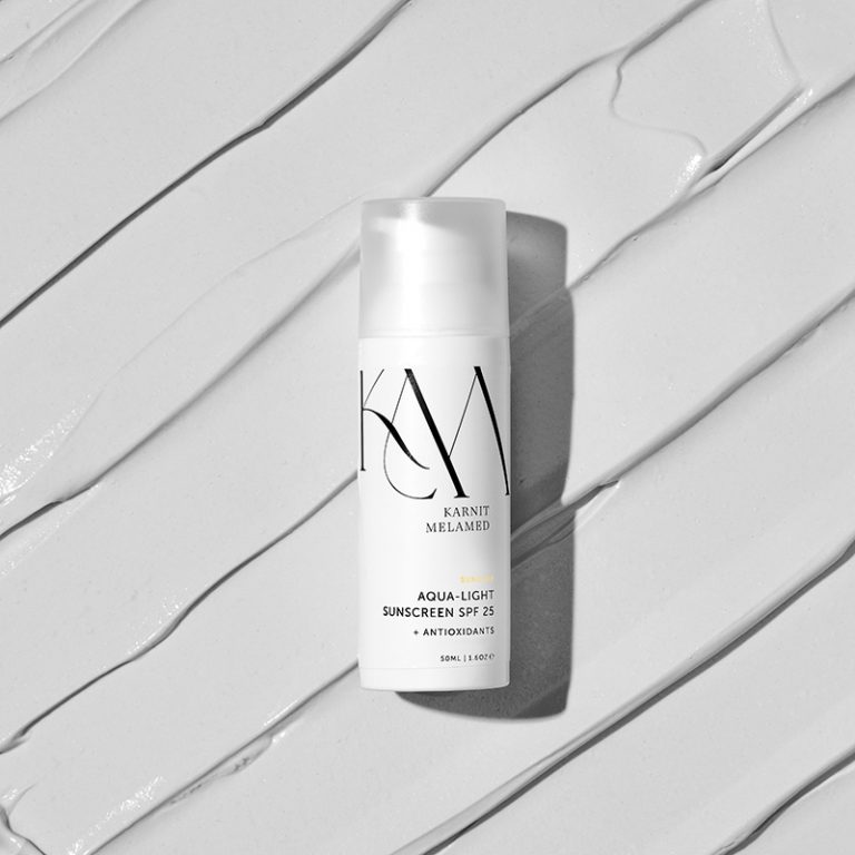 קרם הגנה מימי SPF 25 במרקם לחותי, קליל ולא שומני בטכנולוגיה מתקדמת